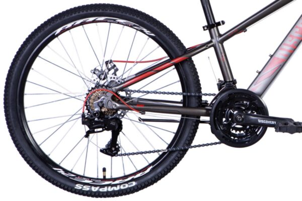 Mountainbike bakhjul och kedja