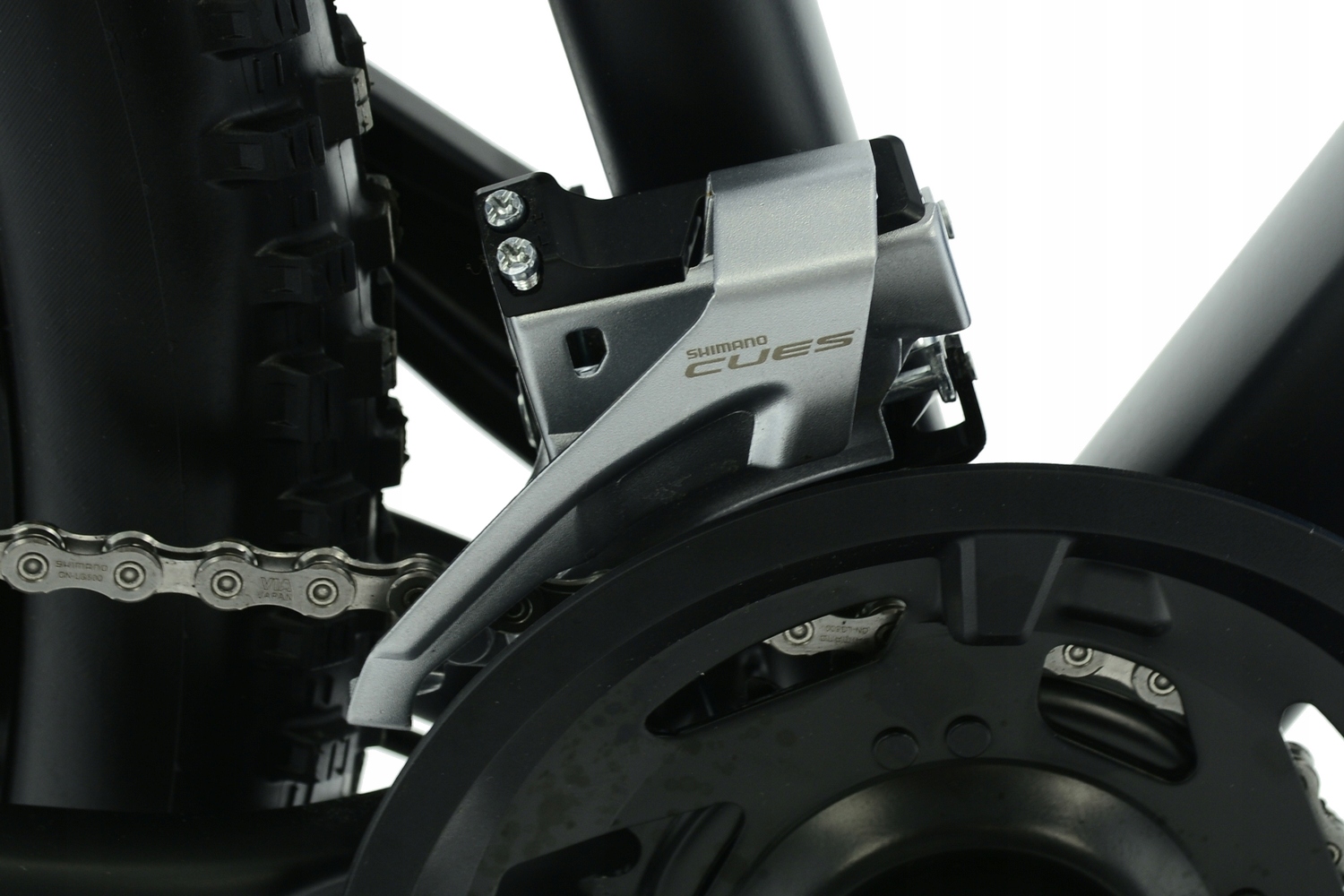 Närbild på cykelväxel från Shimano Cues.