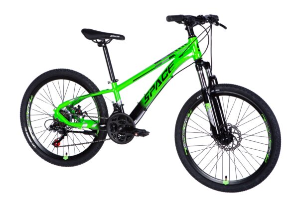 Grön mountainbike med svart ram och komponenter