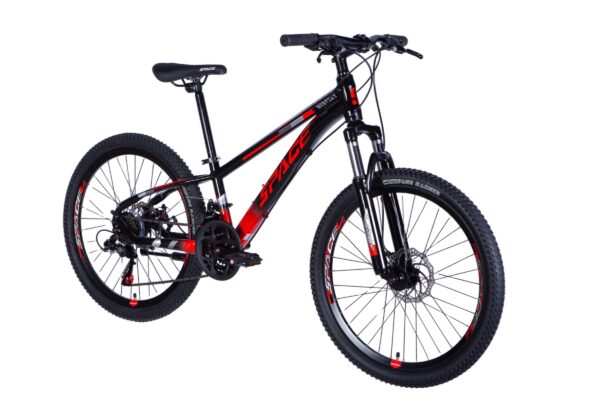 Röd och svart mountainbike på vit bakgrund