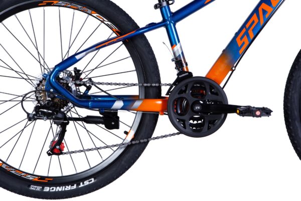 Mountainbike med orange och blå design