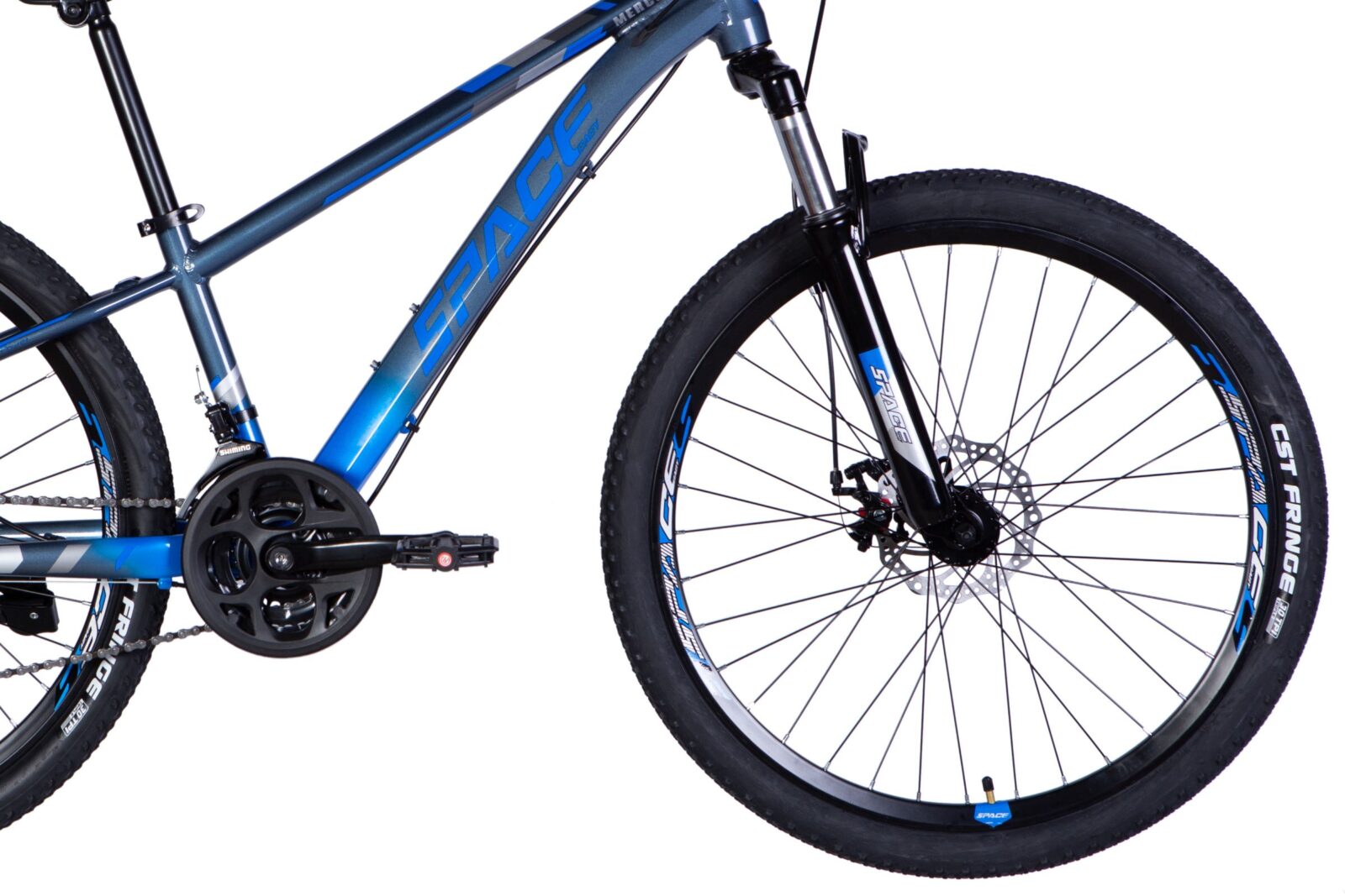 Blå mountainbike med tjocka däck och skivbromsar