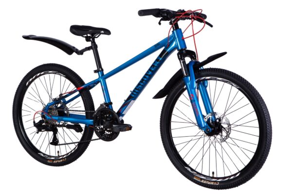 Blå mountainbike med kraftiga däck och skivbromsar.