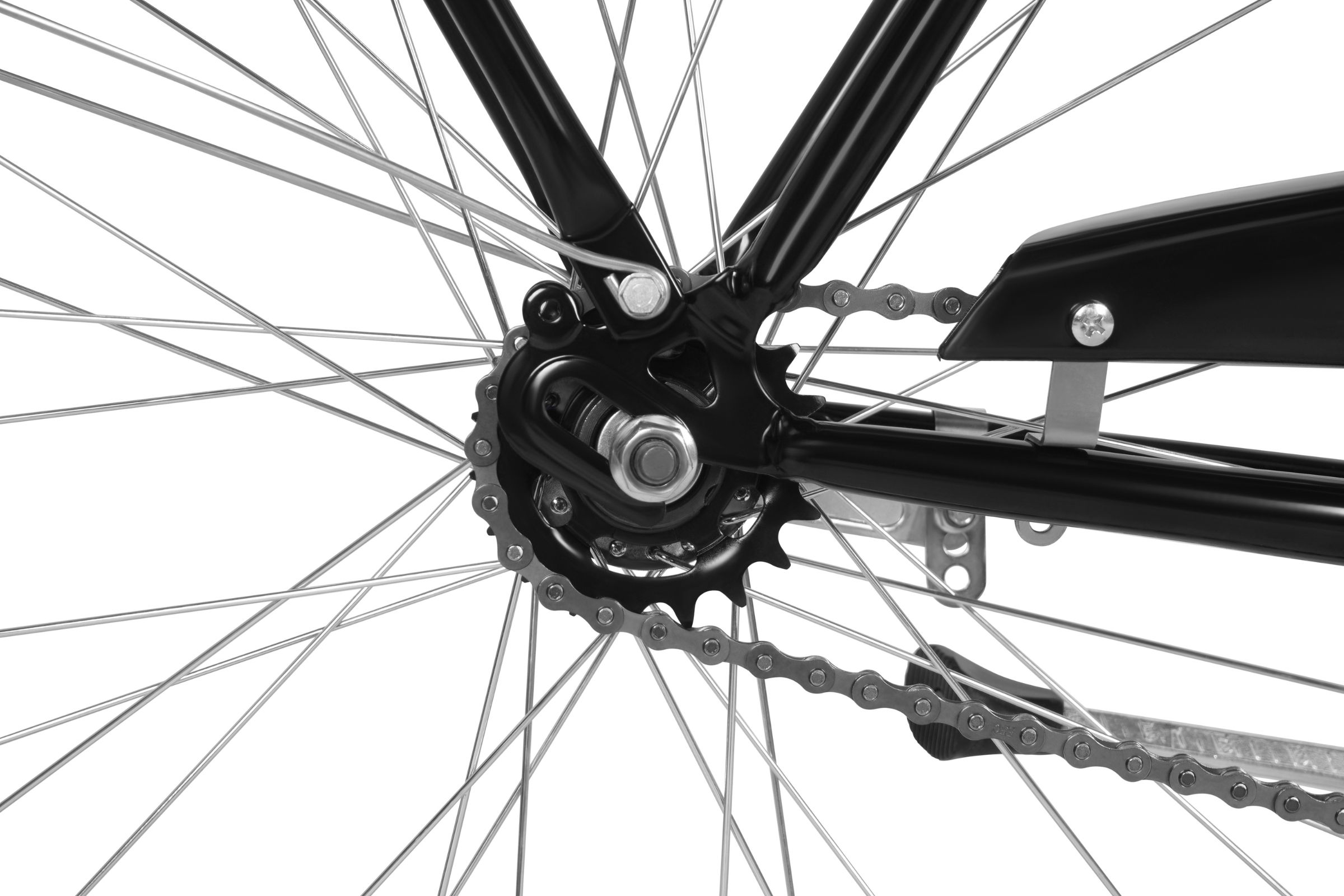 Närbild på cykelkedja och drev