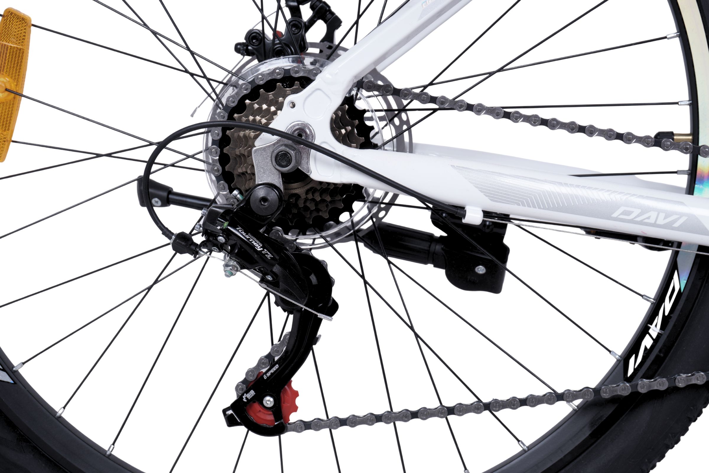 Cykelns bakhjul och växelsystem i detalj.